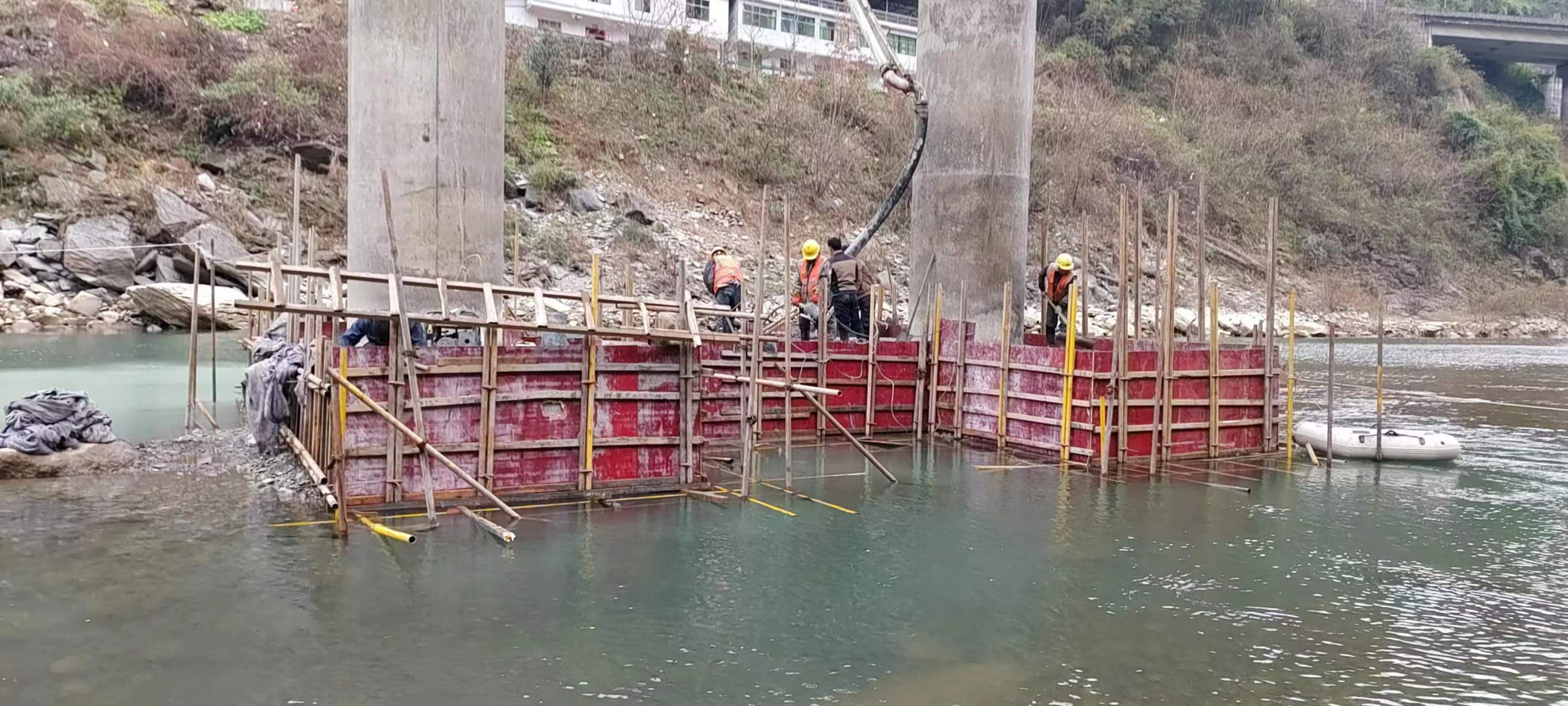 汉南水利工程施工中堤坝渗漏原因以及防渗加固技术